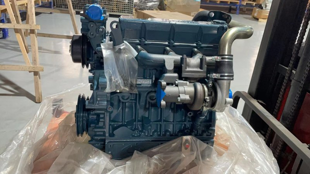 BOBCAT S300ENGINE 6684577 V3300DI-T Engine