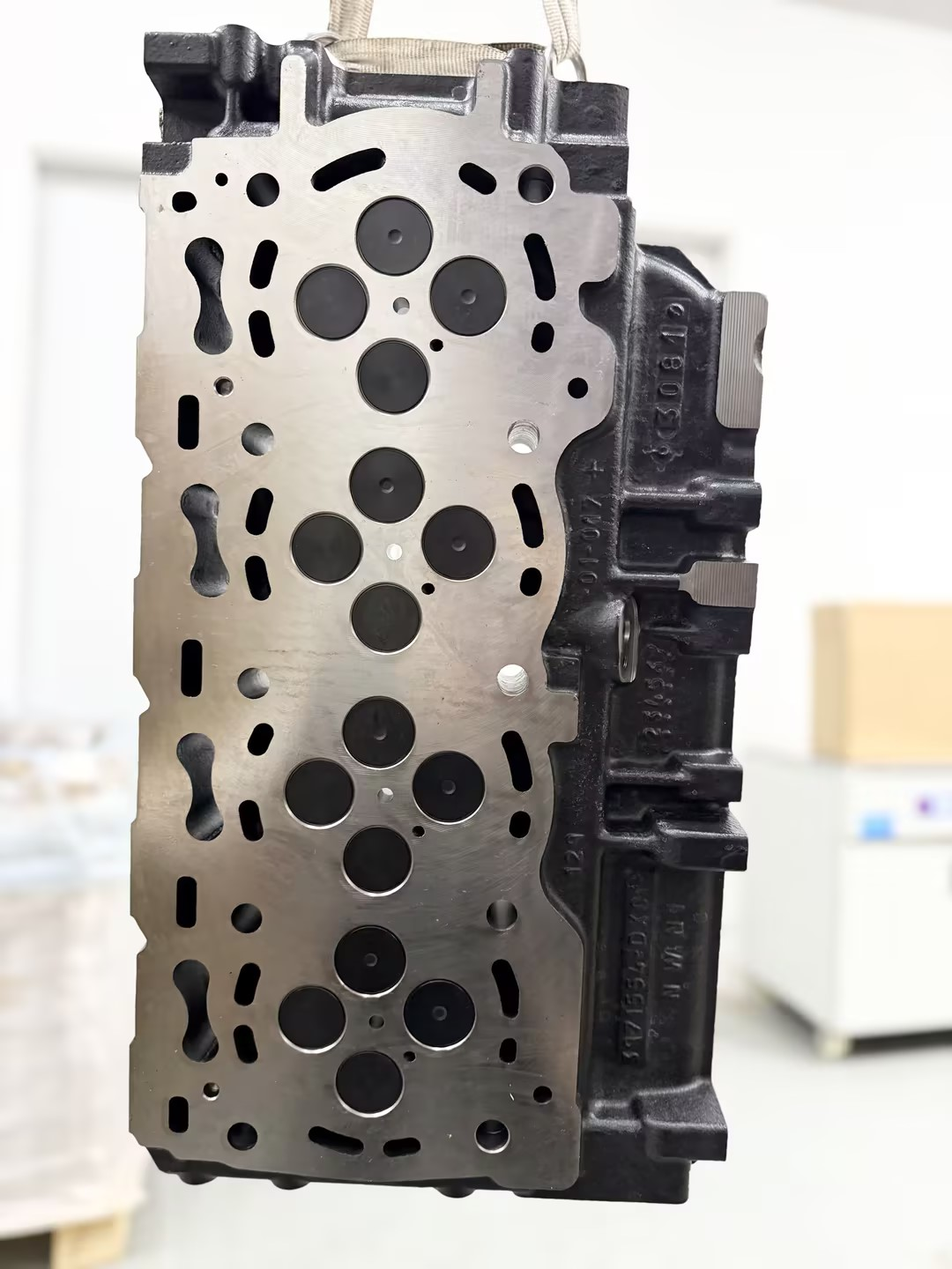 Perkins T419169 Cylinder Head