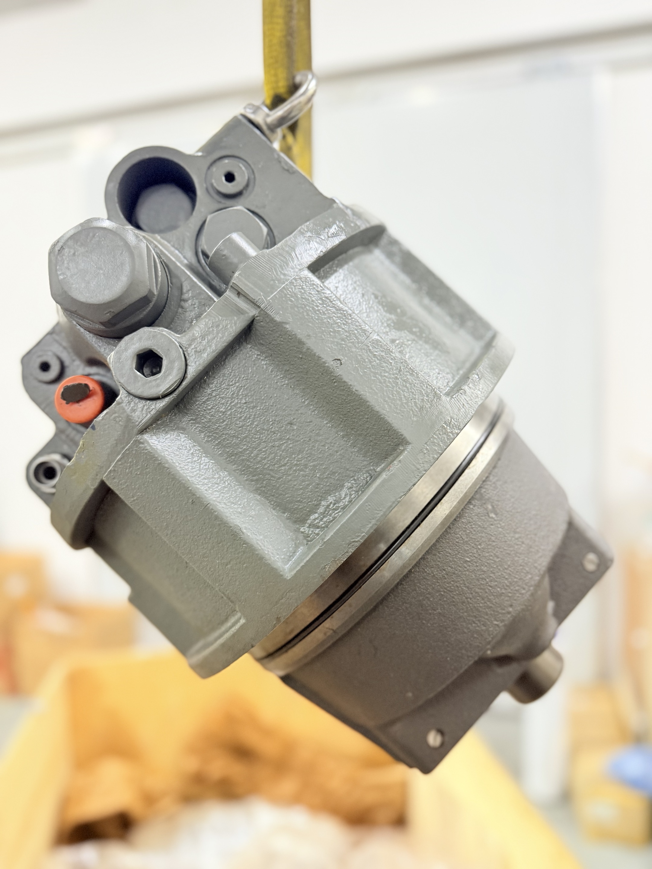 Liebherr 11382120 Hydraulic Installation Motor CMVE O For R938 R944SME R945 R946 R950 R956 R960