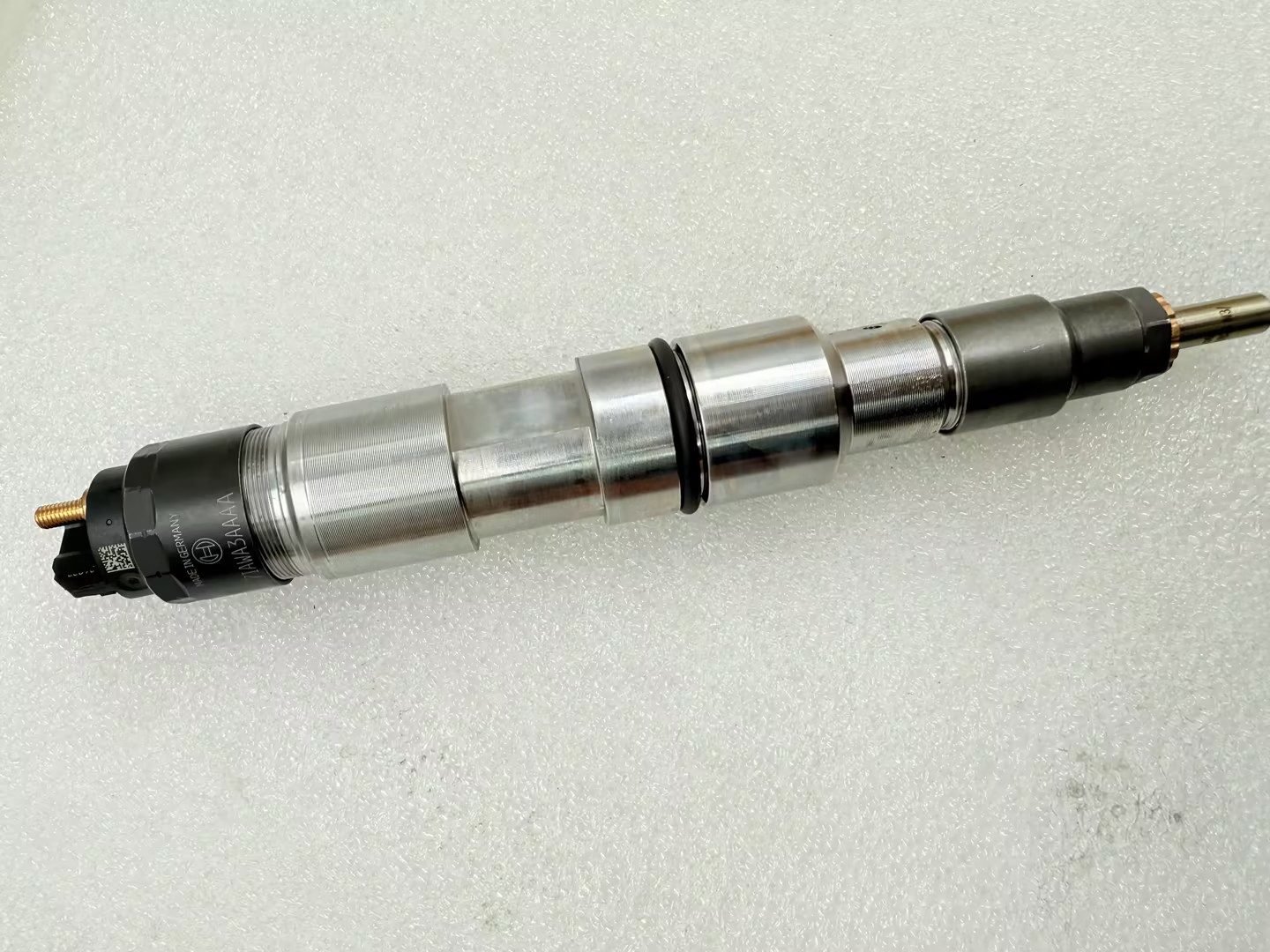 Liebherr 11100385 Injector For D834 A7 D0834 LE124