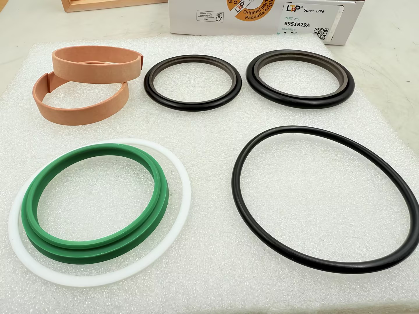 LTP Brand 9951829A Oil Seal Repair Kit For Exterior Oil Leakage From The Cylinder Head