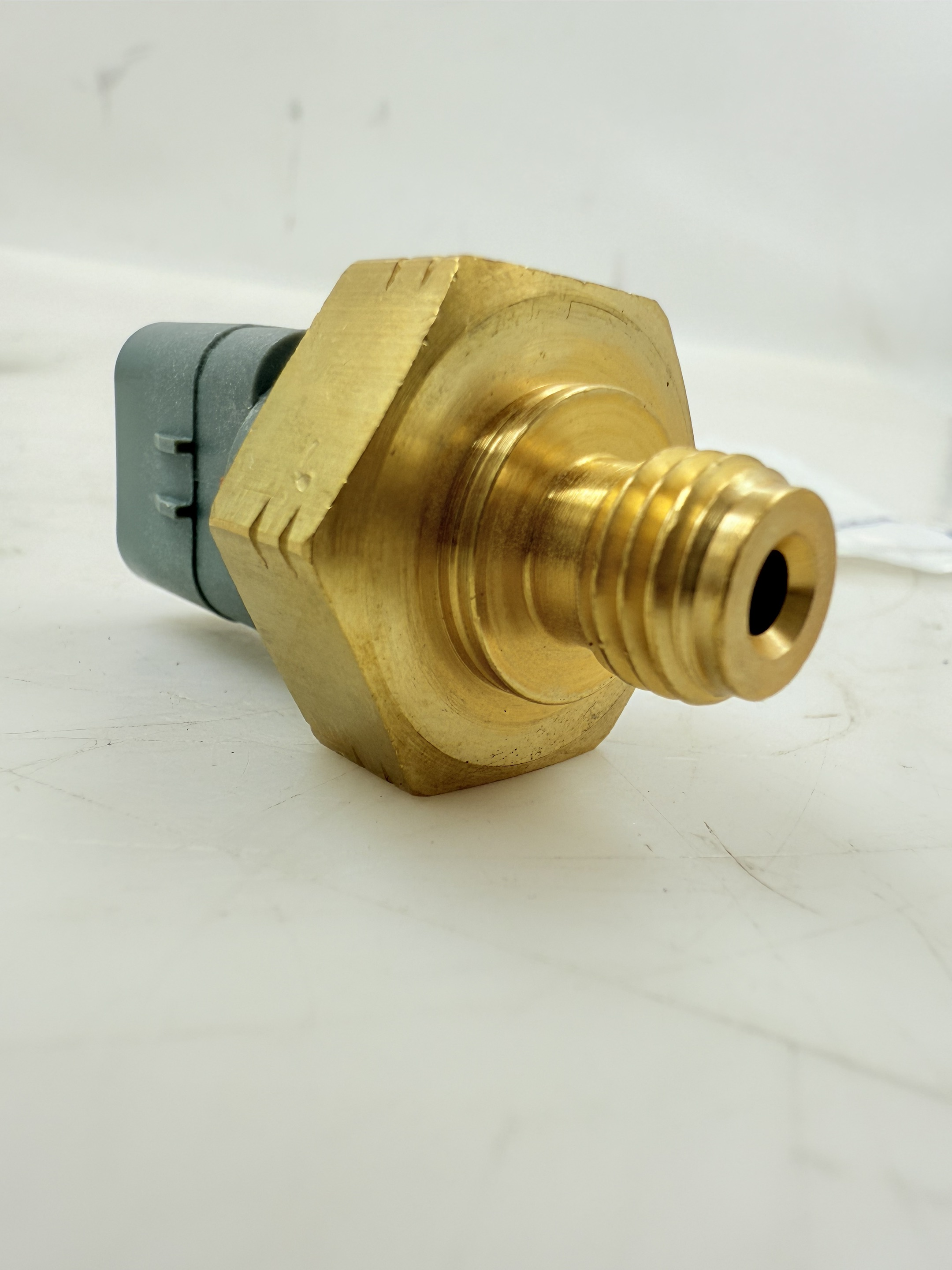 Perkins Oil Pressure Sensor Switch Fuel Pressure Sensor T406711 For Perkins Generator 1100 Series 1200 Series