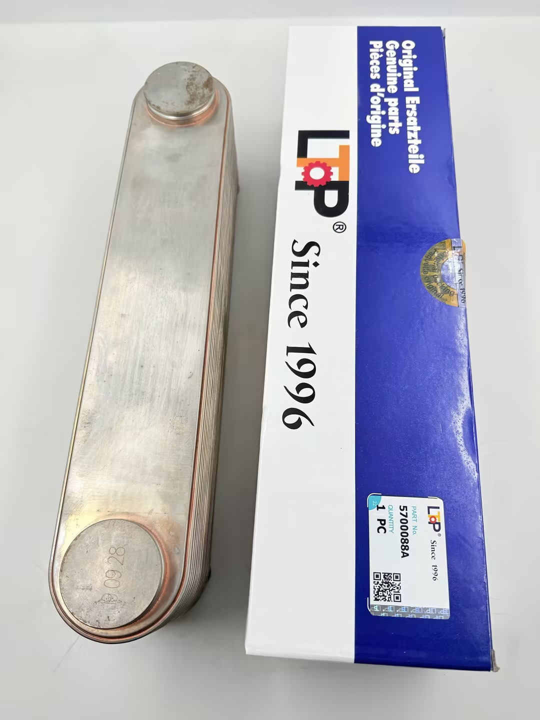 LTP 5700088A Oil Cooler for Liebherr D9308 D9408 D936 A7 D946 A7