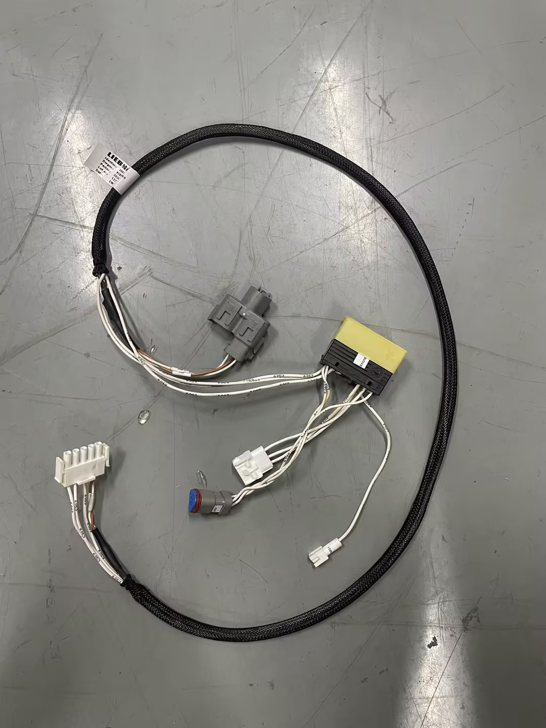 Liebherr 10079010 Cable Loom