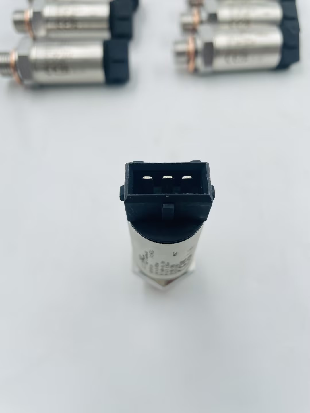 LTP brand 9888573 Pressure Transmitter 9888573A for Liebherr