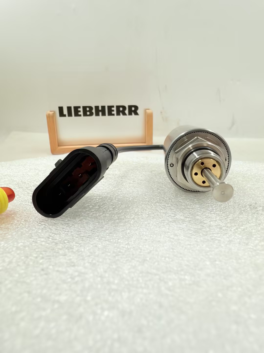 Liebherr 12109700 Travel Transducer
