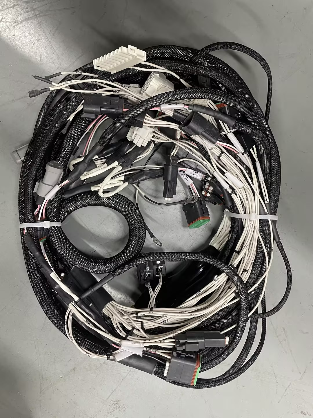 Liebherr 10401821 Cable Loom