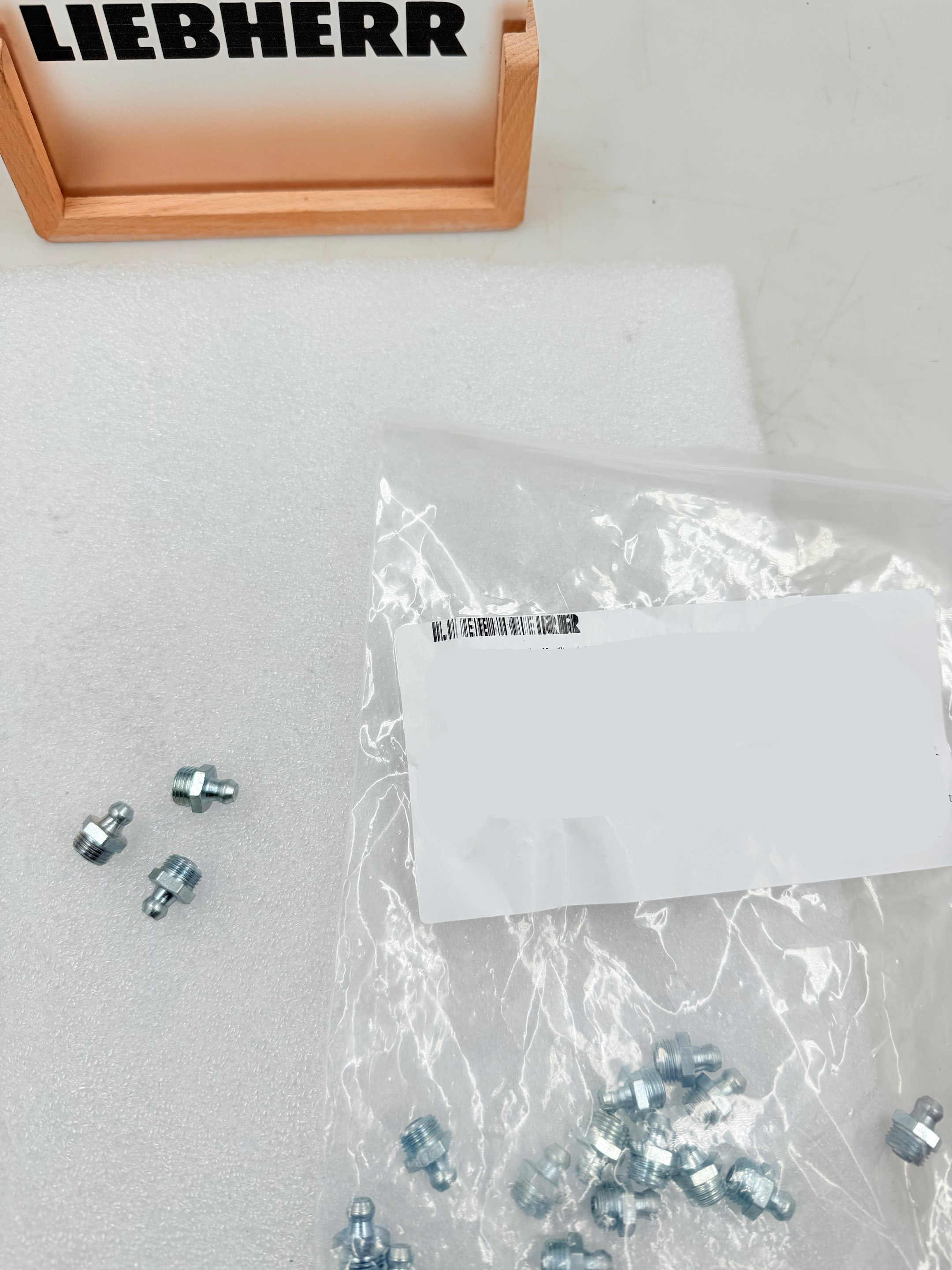 Liebherr 7743242 Hydraulic-Type Lubricating Nozzle