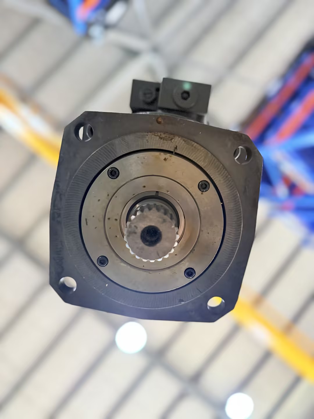 Lieb-herr 10133901 HYDRAULIC MOTOR DMVA G 165 For LB20 LB24