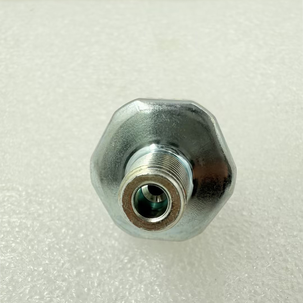 Kubota 15841-39013 Oil Pressure Sensor