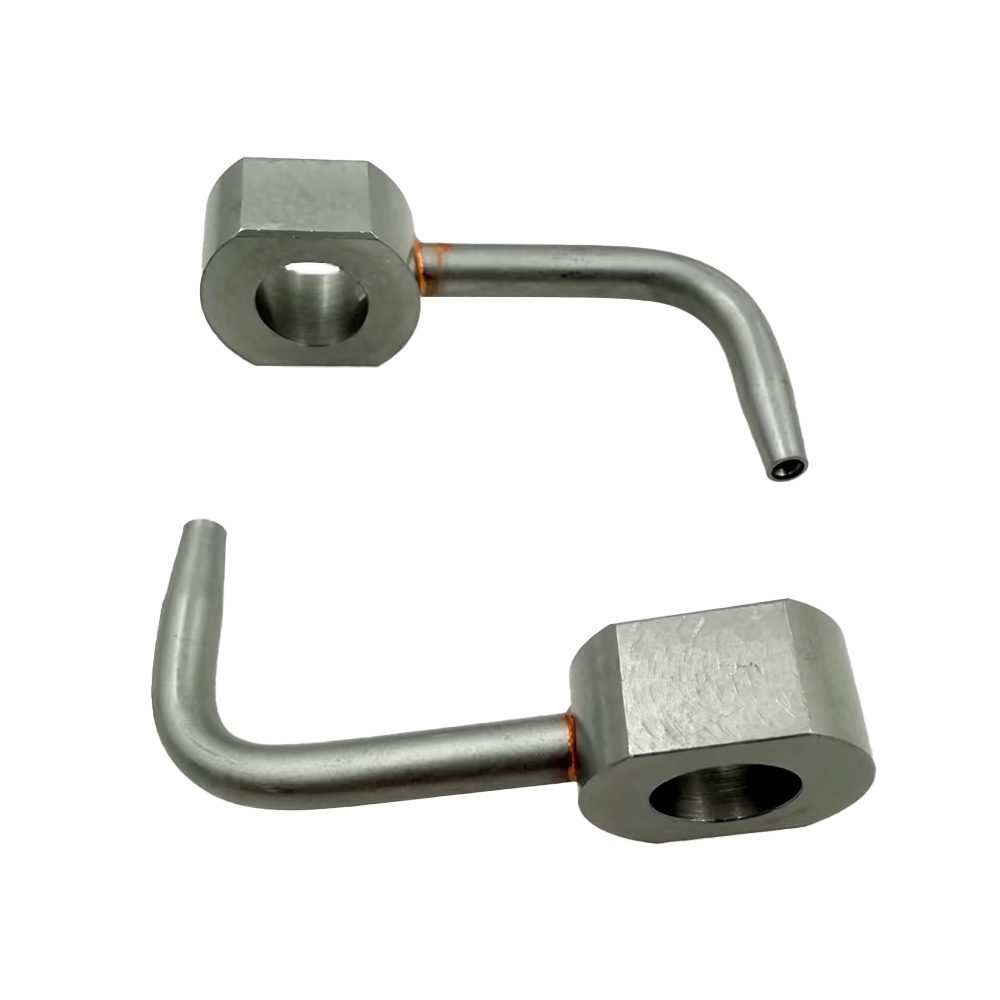 Liebherr 9073796 Piston Cooling Nozzle For D934S-D946 A7