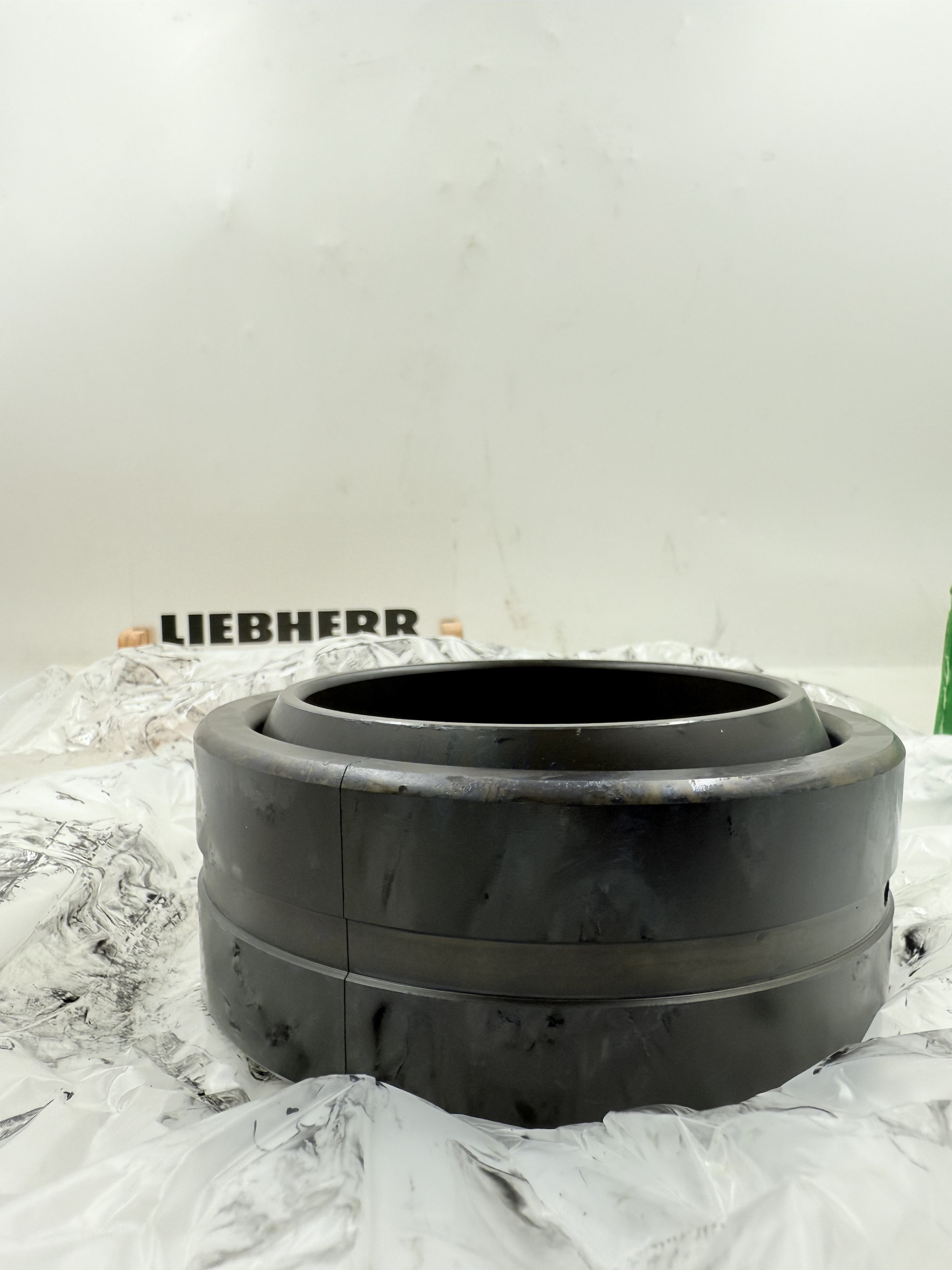 Liebherr 7621567 Spherical Bearing For L524-L556