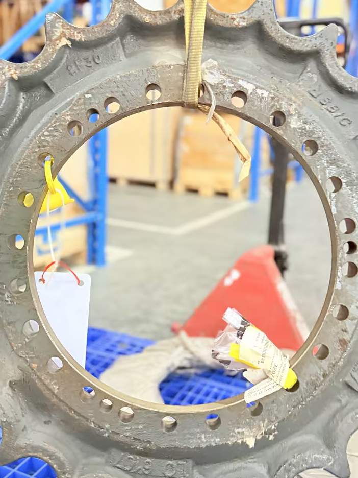 Liebherr 9391227 Tumbler Wheel For R932-R944C