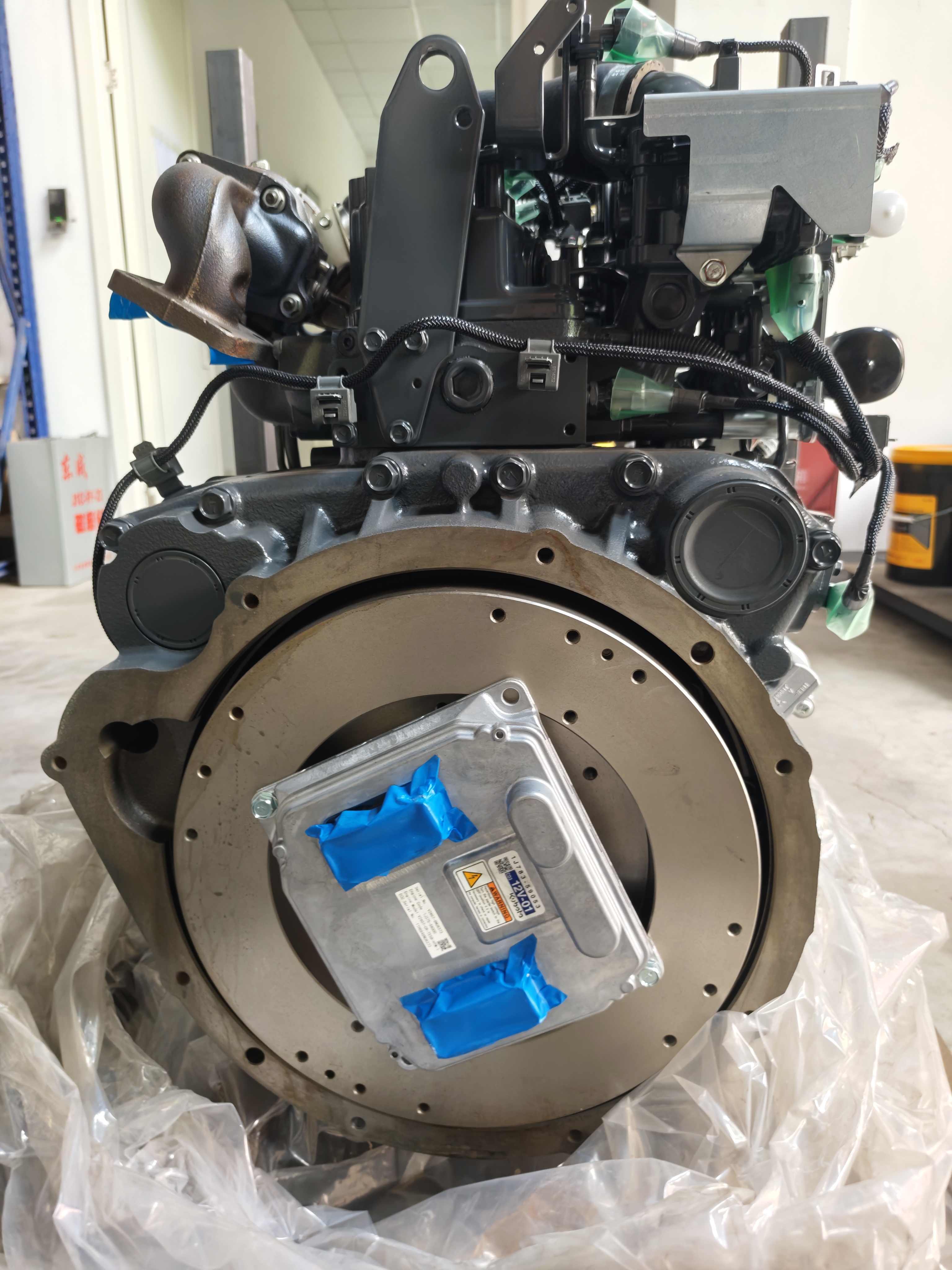 Kubota Diesel Engine 1J375-56000 V2607-CR-TE5B-HYM-1